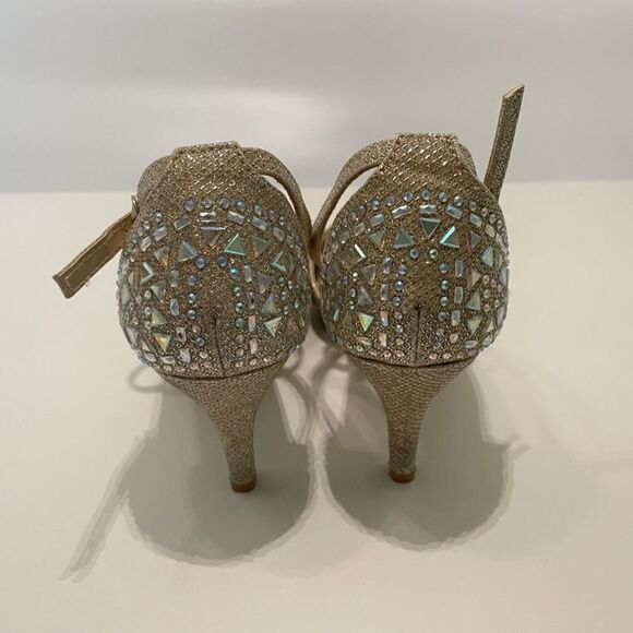 Delicacy shoes, Style: Excited, color Champagne, all man made materials - Picture 4 of 13